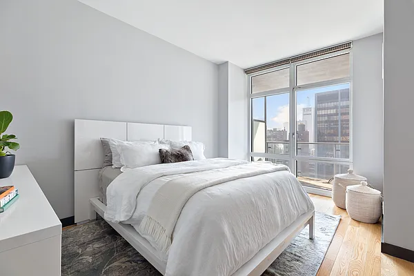 Sold by Corcoran | media 3