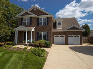 205 Dundee Ct, Versailles, KY 40383