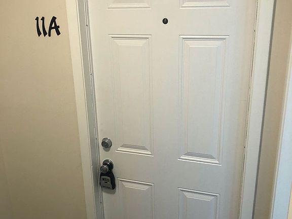 3rd image of 300 Yacht Club Dr Unit 11-A