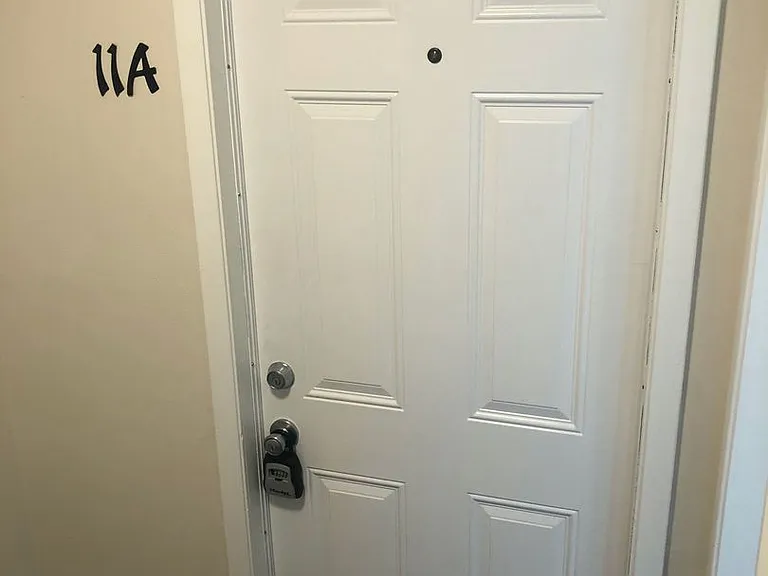 300 Yacht Club Dr #11-A — Photo 3