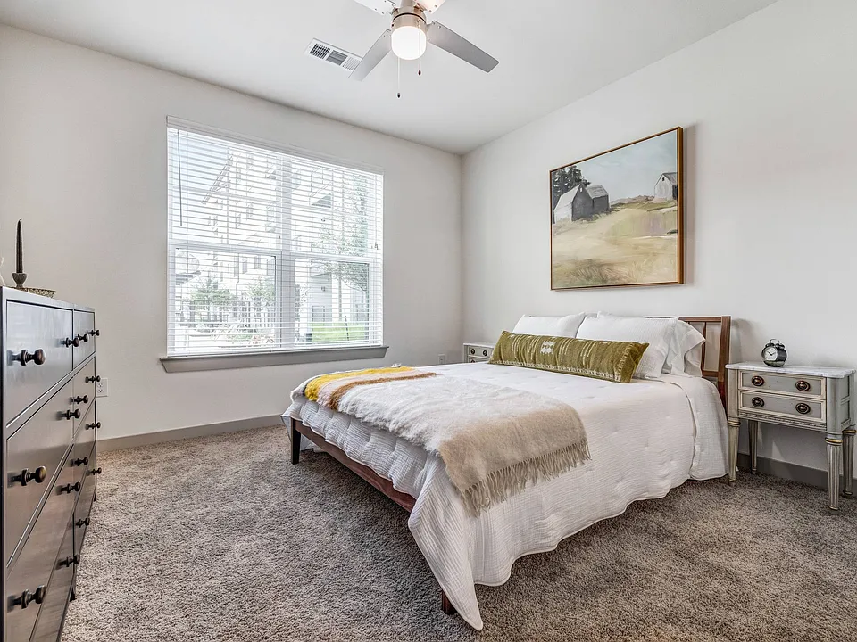 Model Bedroom