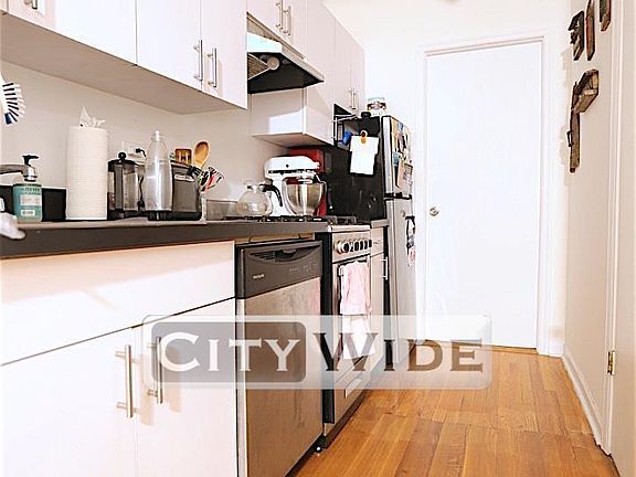 4th image of 222 E 89th St APT 15