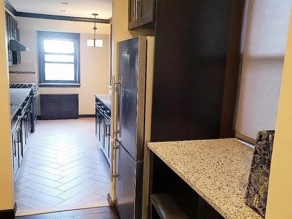 86-10 Grand Ave APT 3R, Queens, NY 11373