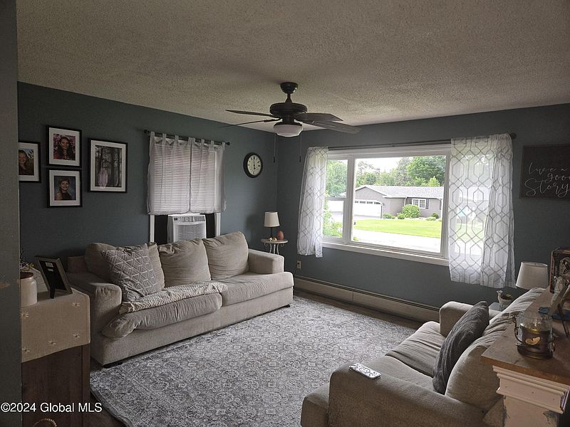 3rd image of 36 Wynnefield Drive