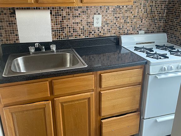 2nd image of 85-21 Lefferts Blvd #D6