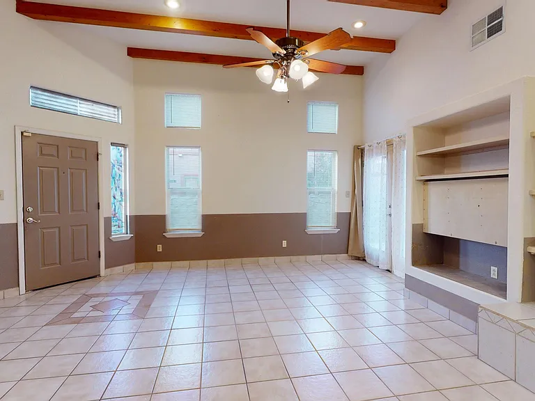 3496 Northpointe Dr — Photo 9