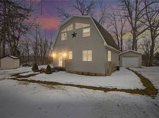 51 North Ave, Manchester, NY 14504