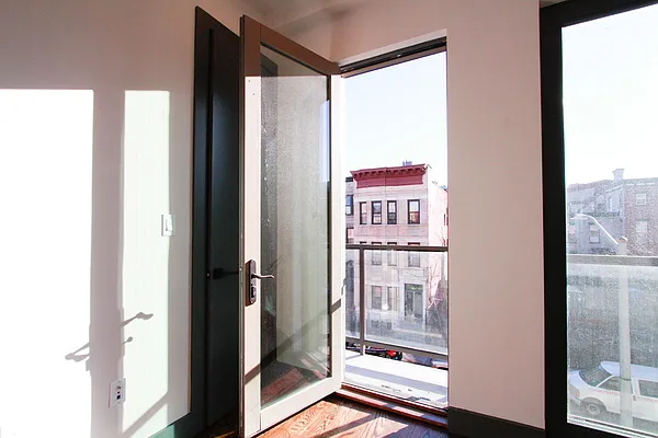 Rented by TheRealEstateCompany.com LLC | media 56