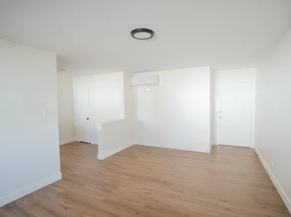 825 W 167th St #5, Gardena, CA 90247