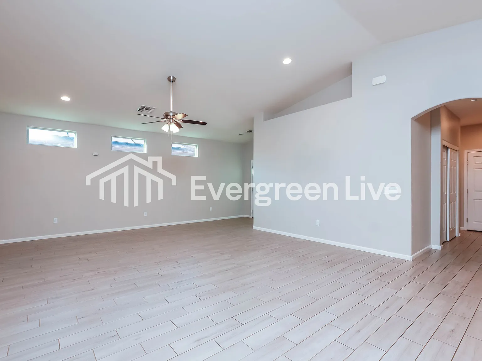 4 bed, 2.0 bath, 1768 sqft, $1,995 — Photo 4