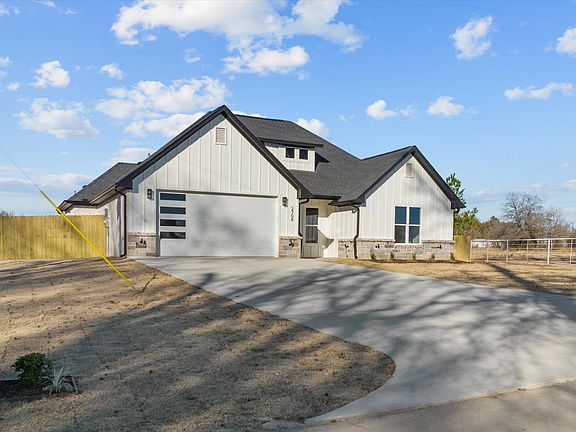 5th image of 2708 County Road 328 W