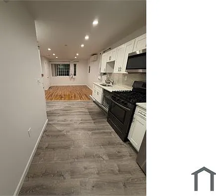3 bed, 1062 sqft, $3,650 — Photo 2