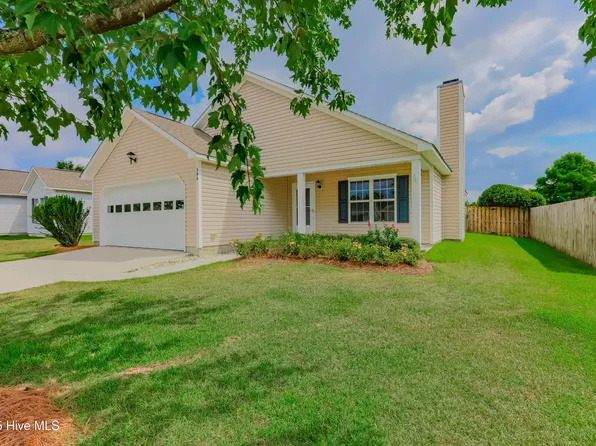 306 Rose Bud Lane, Holly Ridge, NC 28445