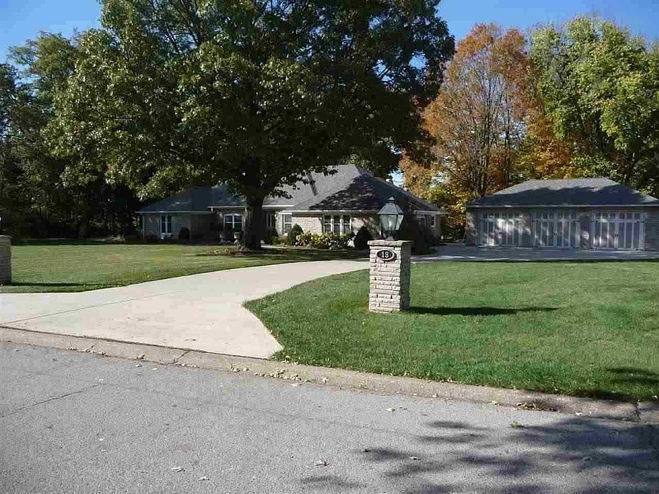 1st image of 18 Oakbrook Pl