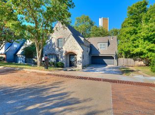 8306 S Delaware Pl, Tulsa, OK 74137
