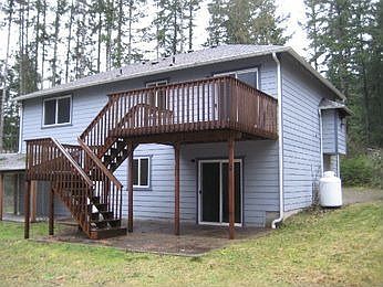 3rd image of 11610 Creviston Dr NW