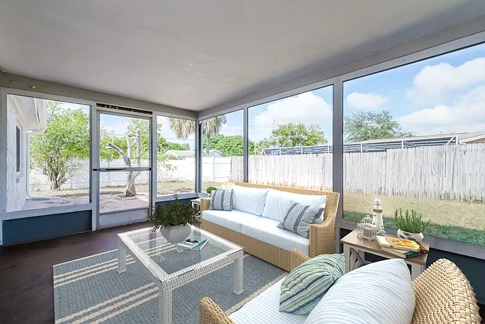 7005 Brentwood Dr — Photo 14