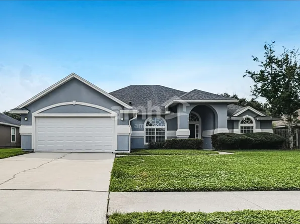 157 N Lake Cunningham Ave, Saint Johns, FL 32259