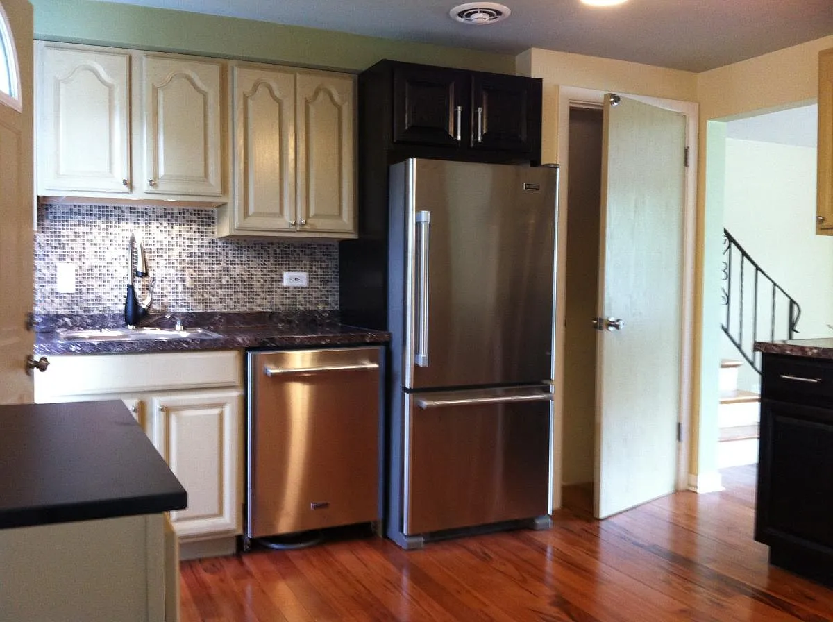 3 bed, 1714 sqft, $2,985 — Photo 3