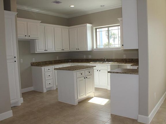 4th image of 9510 Craven Oaks St Unit A
