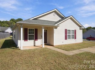 4706 Bomar Dr, Charlotte, NC 28216