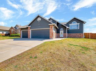 5240 E Ashton Ct, Wichita, KS 67220