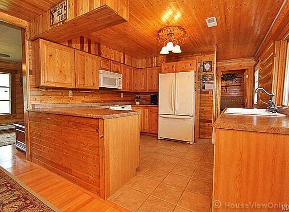 4th image of 14975 Oak Den Ln