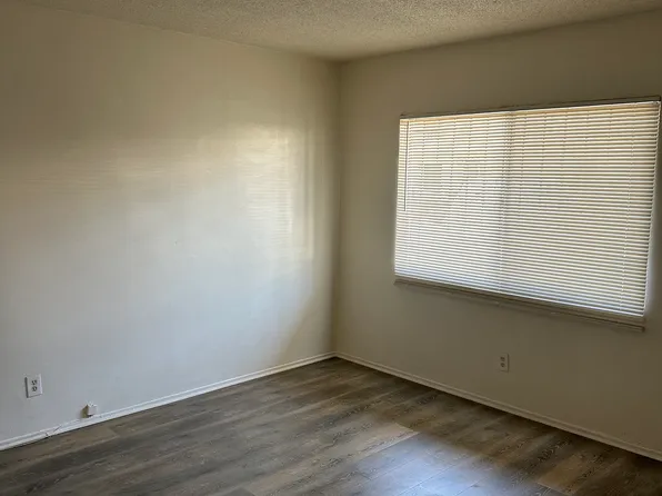 621 W Colden Ave, Los Angeles, CA 90044