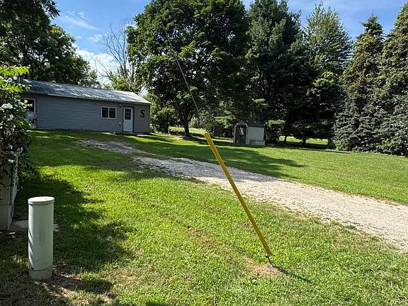 2nd image of 12116 Black Creek St
