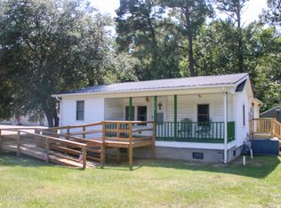 310 N Main St, Bladenboro, NC 28320