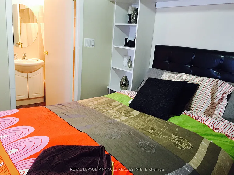 26 Western Battery Rd #210 — Photo 13