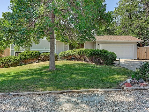 5th image of 321 Diamond Dr