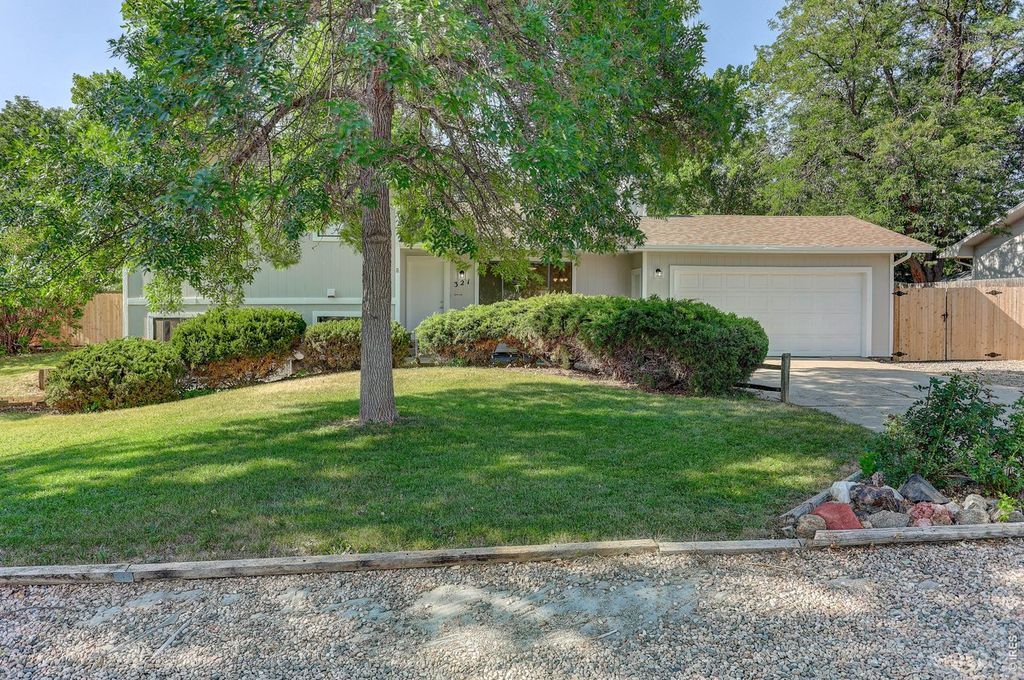 321 Diamond Dr