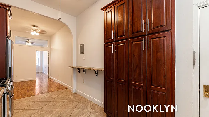 Rented by Nooklyn NYC LLC | media 19