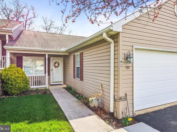 192 Winners Cir #192, Red Lion, PA 17356