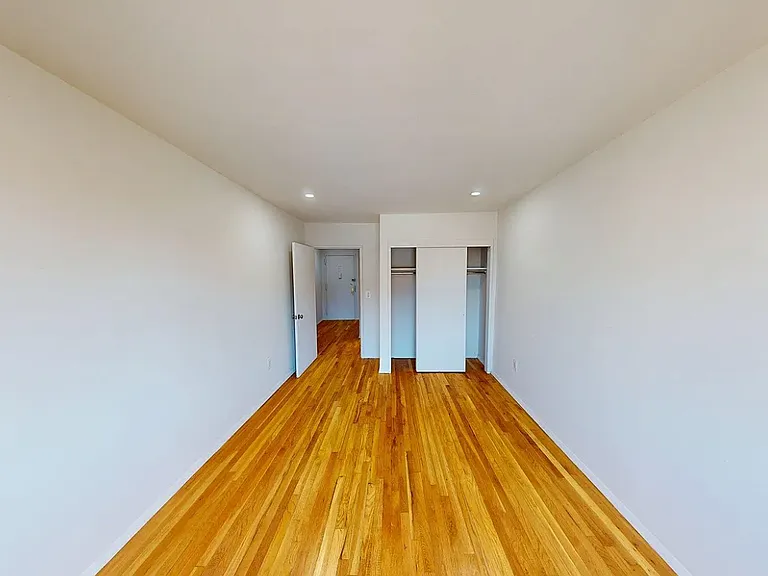 284 Mott St #4P — Photo 9