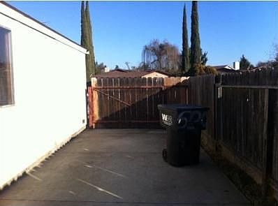 5th image of 461 Harriett Dr