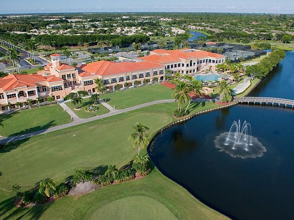 2nd image of 4710 Carlton Golf Dr