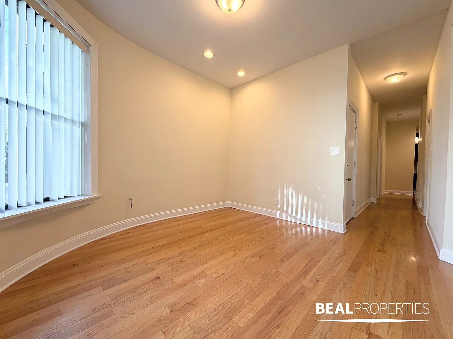 1220 N Dearborn St — Photo 3