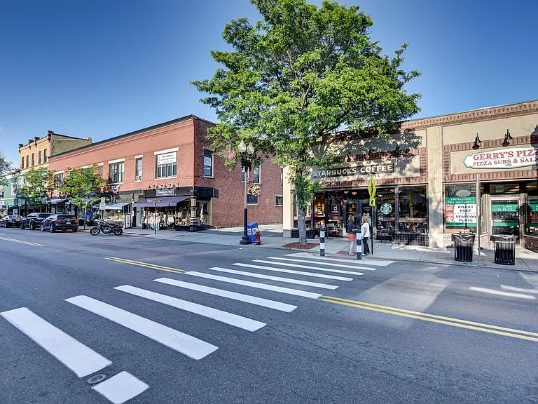 Fabulous restaurants are a short walk away!