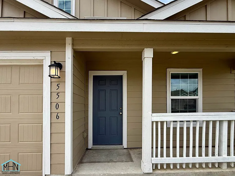 5506 Basil Chase Chase — Photo 2
