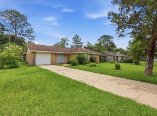 335 Richlightered St, Vidor, TX 77662