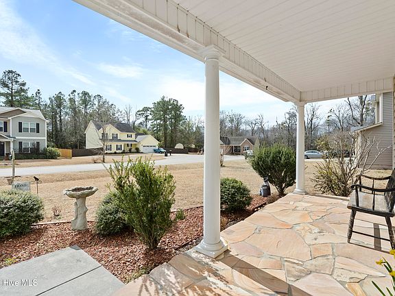 5th image of 140 Pine Cove Road