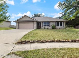 4305 Cotton Wood Dr, Columbia, MO 65202