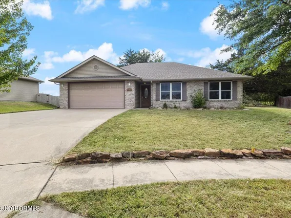 4305 Cotton Wood Dr, Columbia, MO 65202