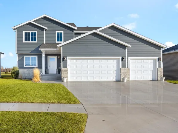 6347 54th Ave S, Fargo, ND 58104