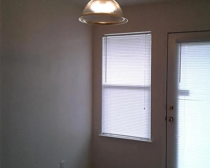 5804 Redstone Dr — Photo 5