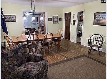 3rd image of 306 Hampton Park