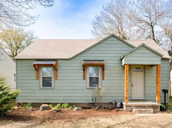 624 S 16th St, Chickasha, OK 73018