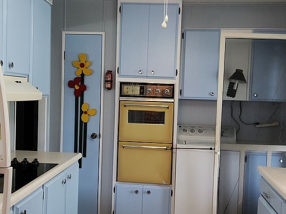 5th image of 3121 Joline Dr #141